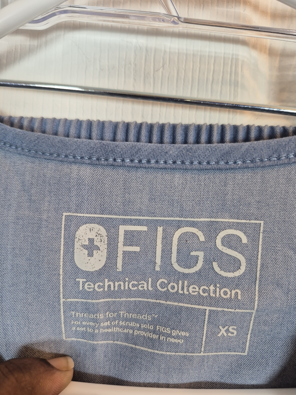 FIGS Heather Denim Scrub Set XS Top/ SMALL Pants Casma V Neck Blue - Picture 9 of 10